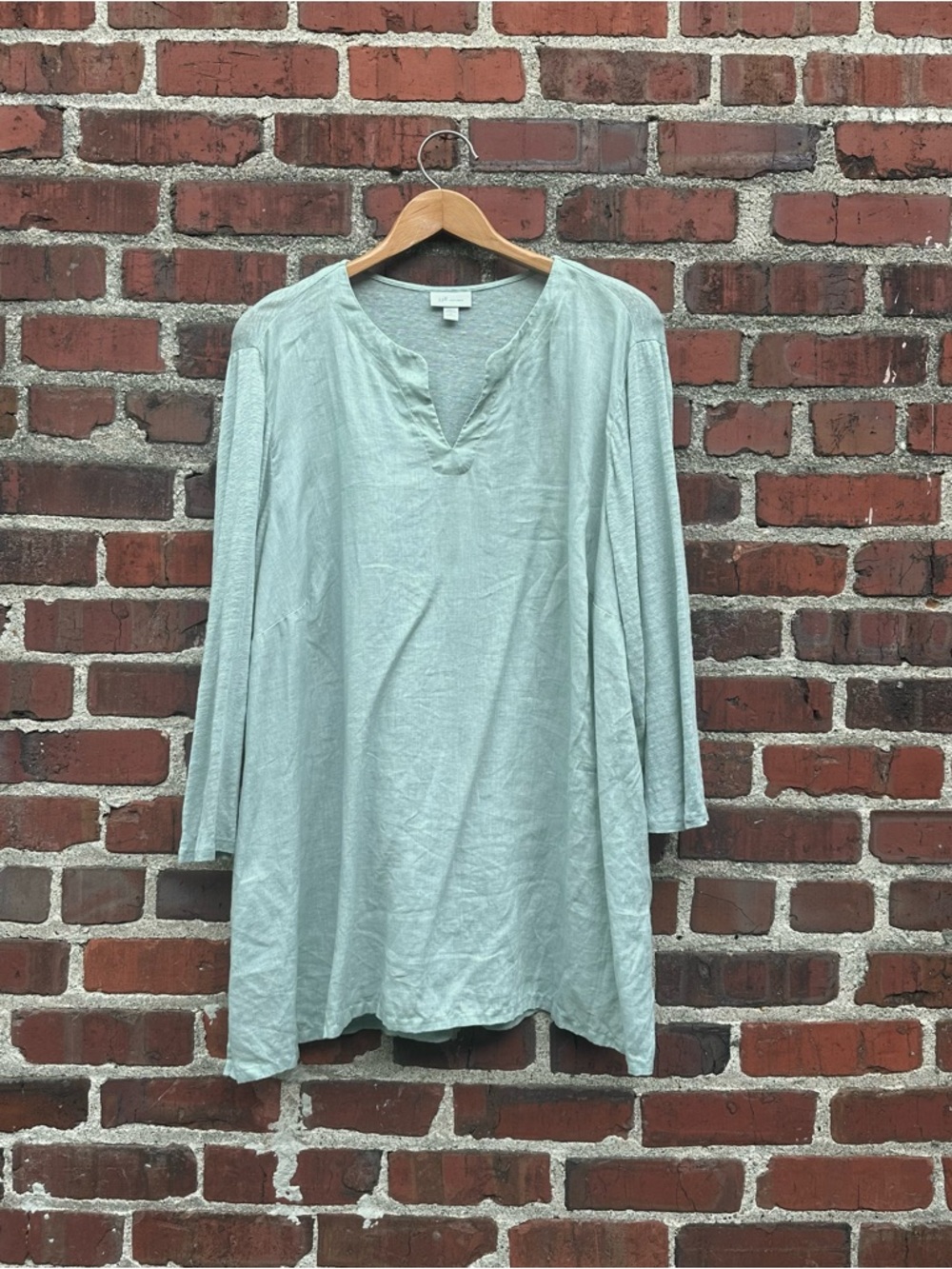 Top - Picture 3 of 9